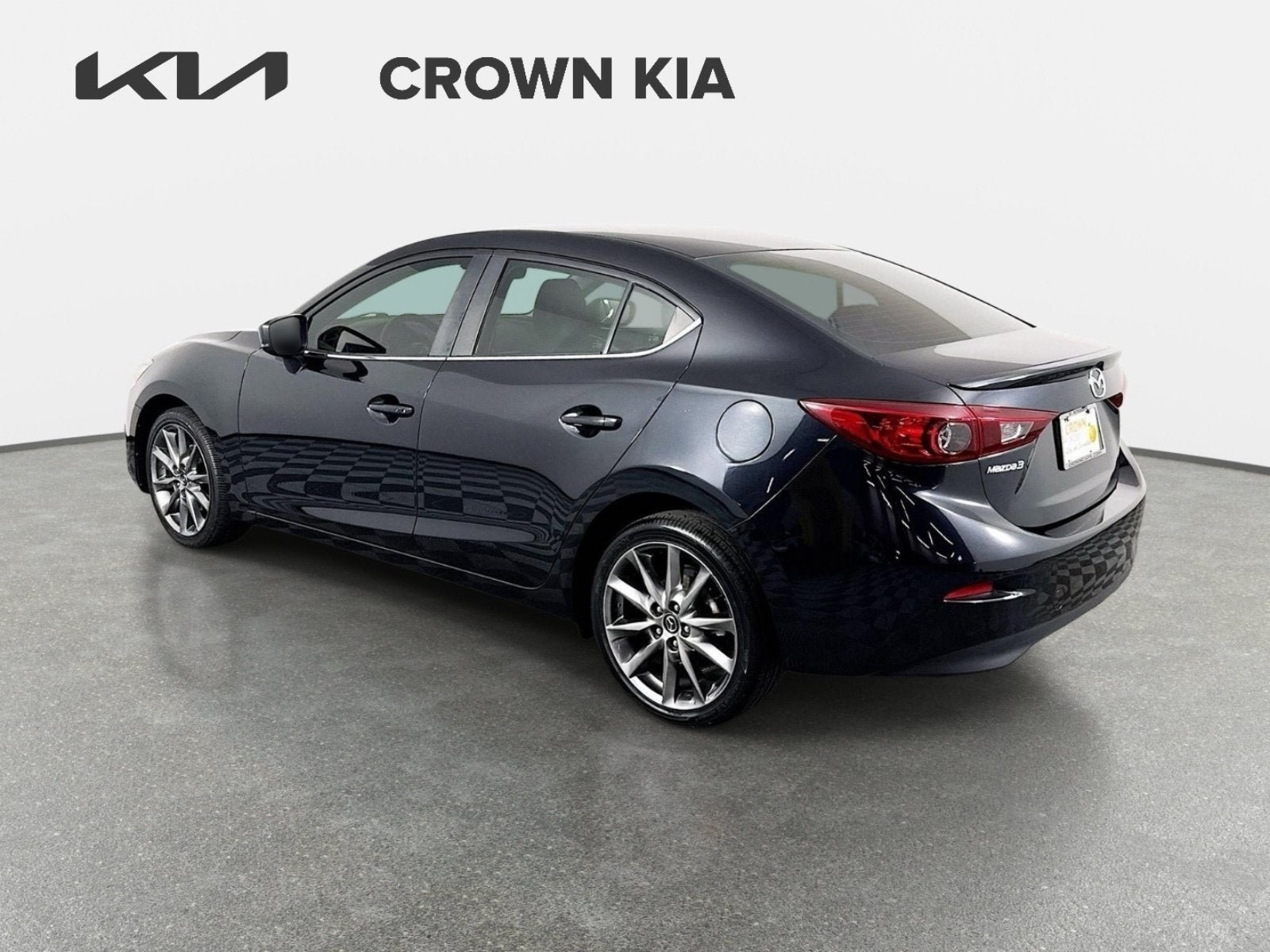 Used 2018 MAZDA MAZDA3 Touring FWD image 7