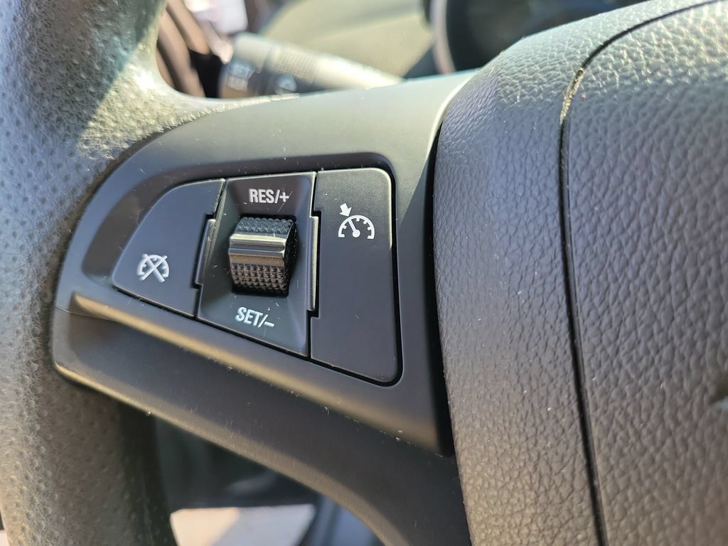 Used 2015 Chevrolet Cruze LT FWD image 27