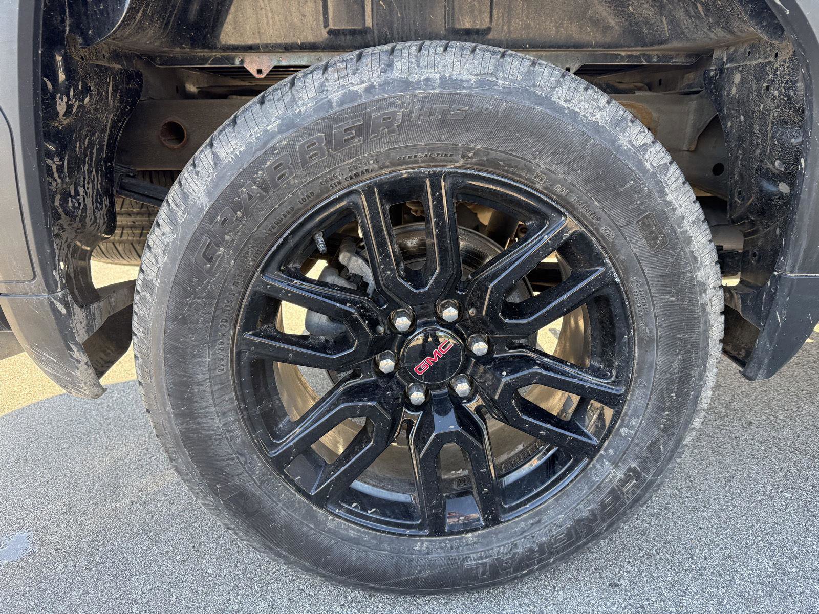 Used 2024 GMC Sierra 1500 Pro w/ Graphite Edition AWD/4WD image 13