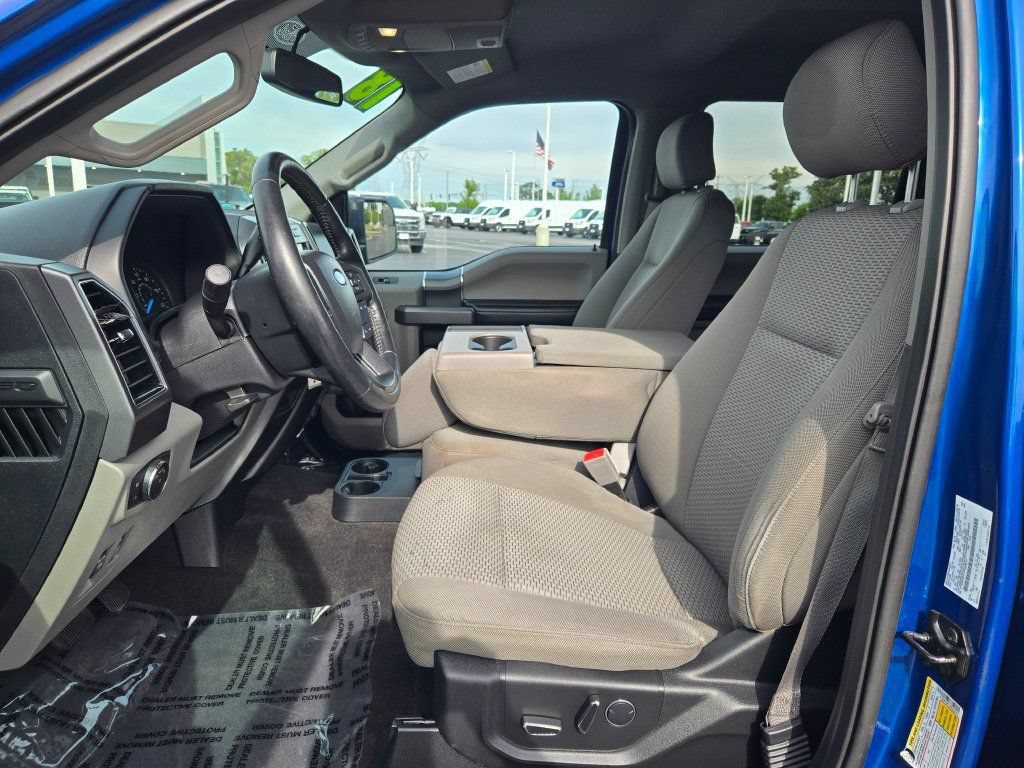 Used 2018 Ford F150 XLT w/ Equipment Group 302A Luxury AWD/4WD image 25