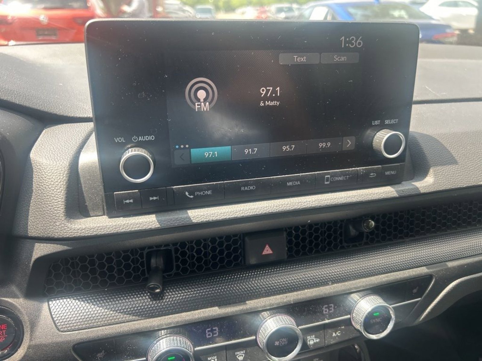 Used 2024 Honda CR-V EX image 17