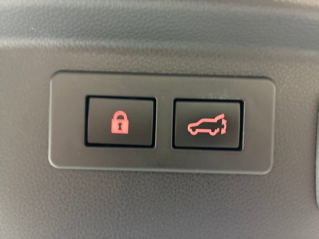 Used 2023 Subaru Forester Limited AWD/4WD image 14