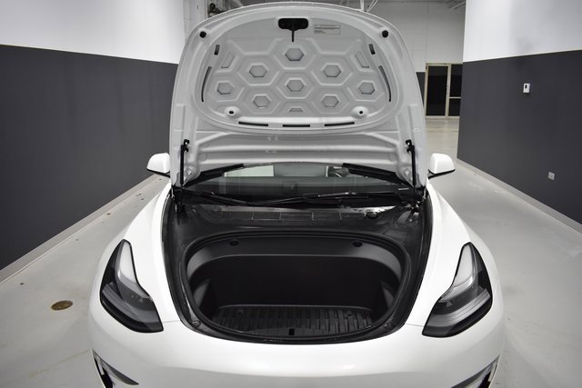Used 2023 Tesla Model 3 Performance image 31