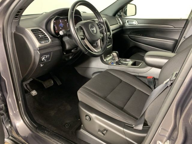 Used 2021 Jeep Grand Cherokee Laredo w/ Security & Convenience Group image 29