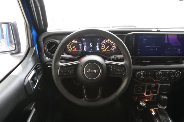 Used 2024 Jeep Wrangler Unlimited Rubicon w/ Safety Group AWD/4WD image 12