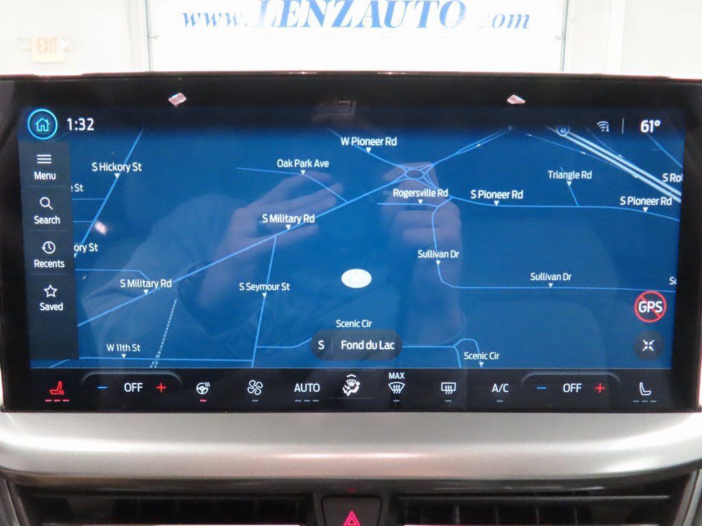 Used 2023 Ford Escape SE image 15