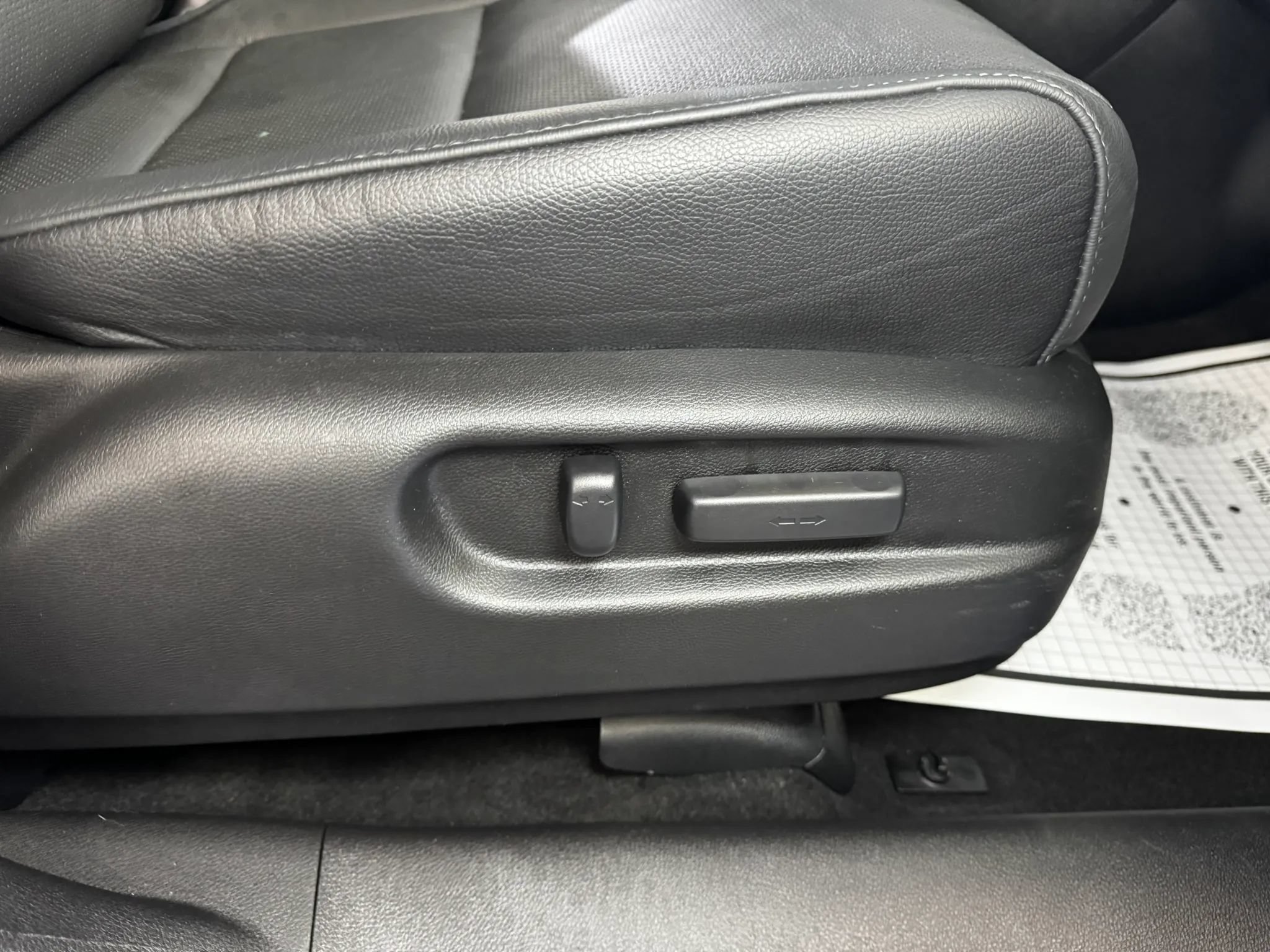 Used 2022 Honda Passport EX-L image 14