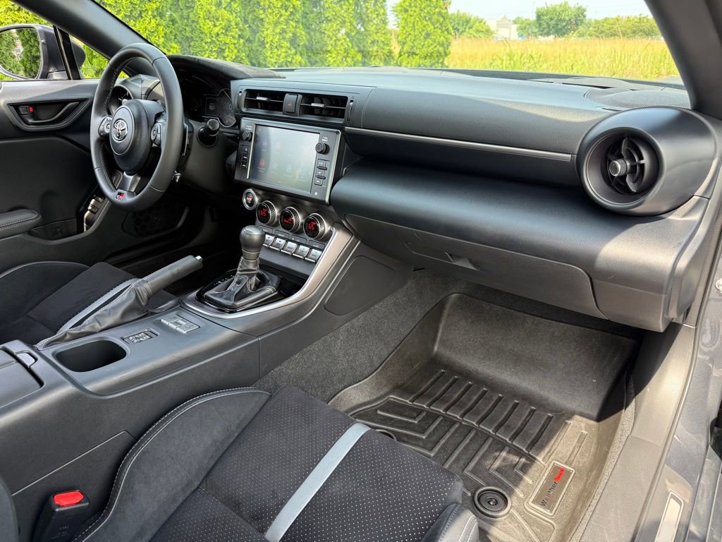 Certified 2025 Toyota GR86 Premium RWD image 35