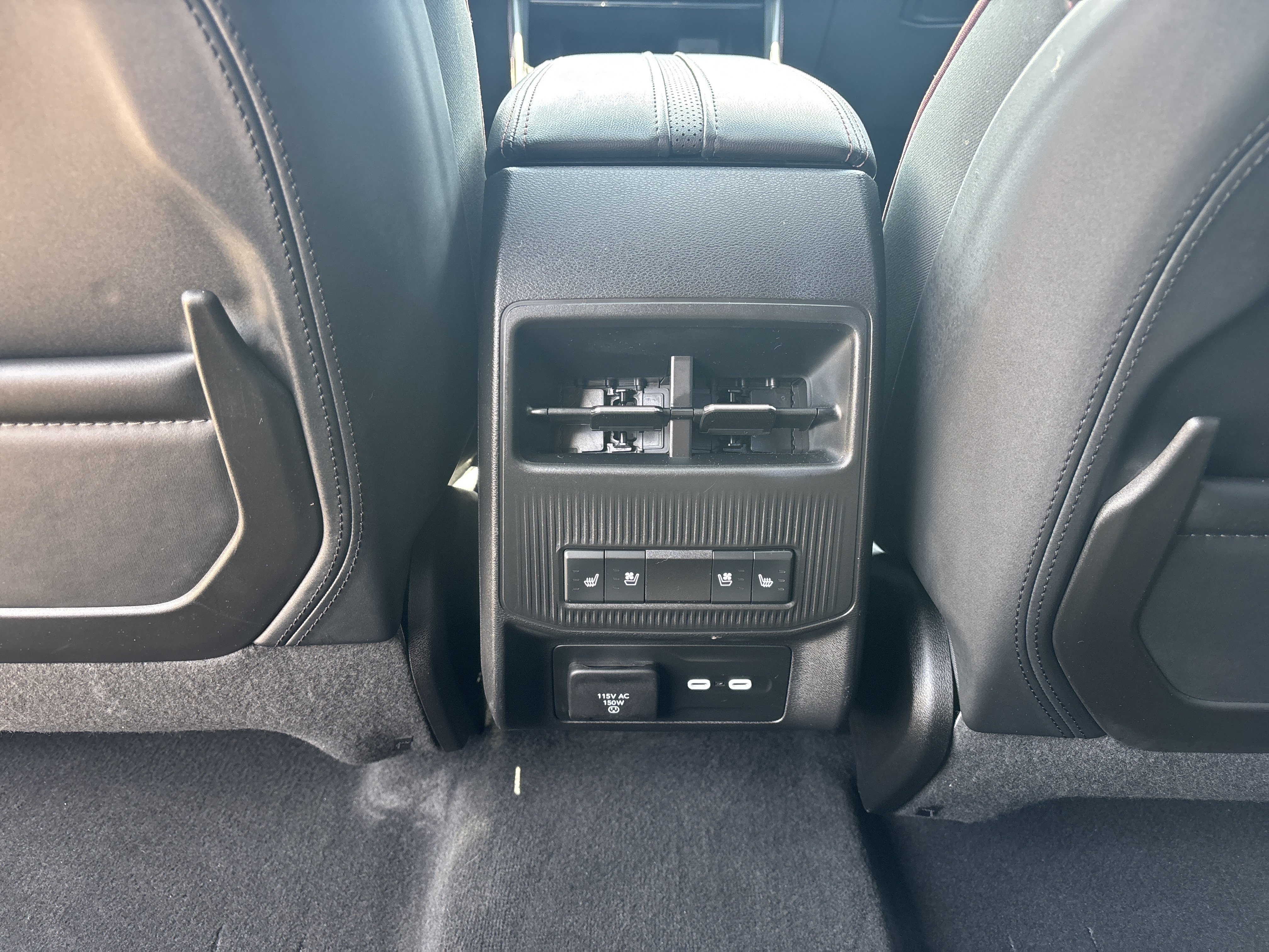 Used 2025 Jeep Wagoneer S Launch Edition AWD/4WD image 23