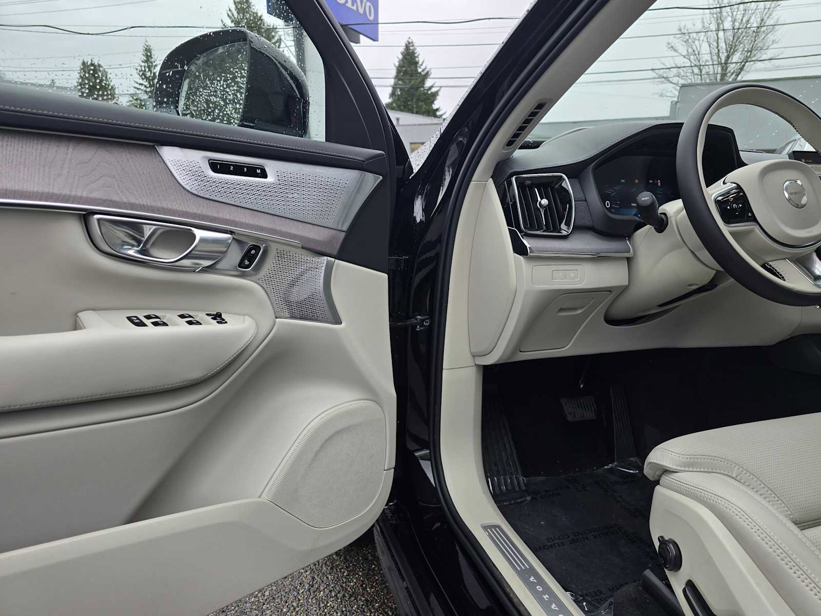 New 2026 Volvo XC90 T8 Ultra w/ Lounge Package AWD/4WD image 20