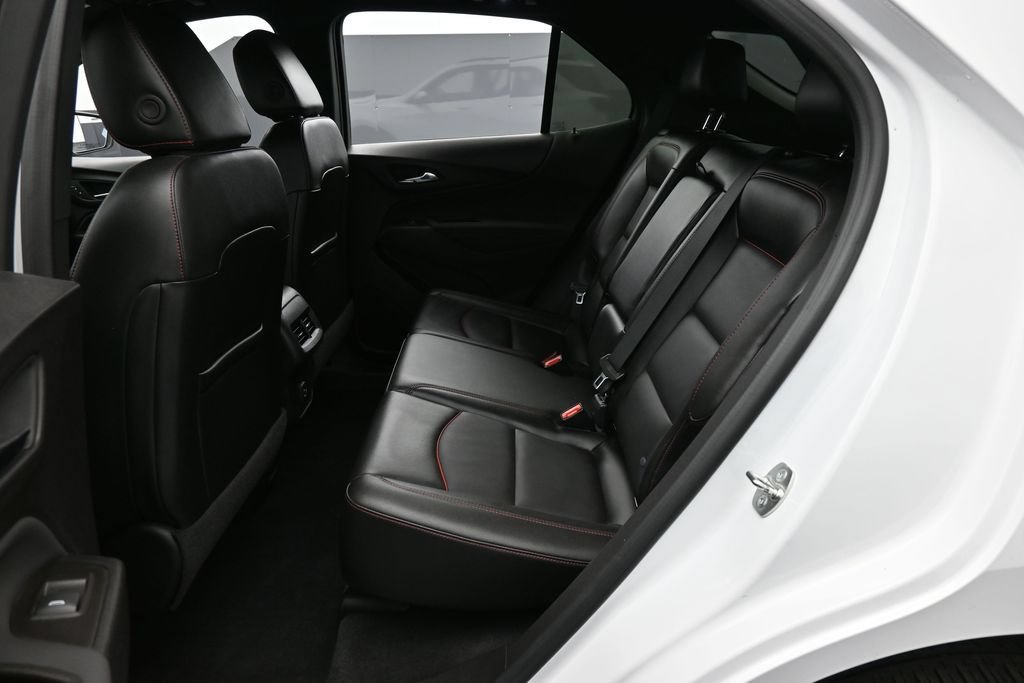 Used 2024 Chevrolet Equinox RS w/ RS Leather Package AWD/4WD image 25