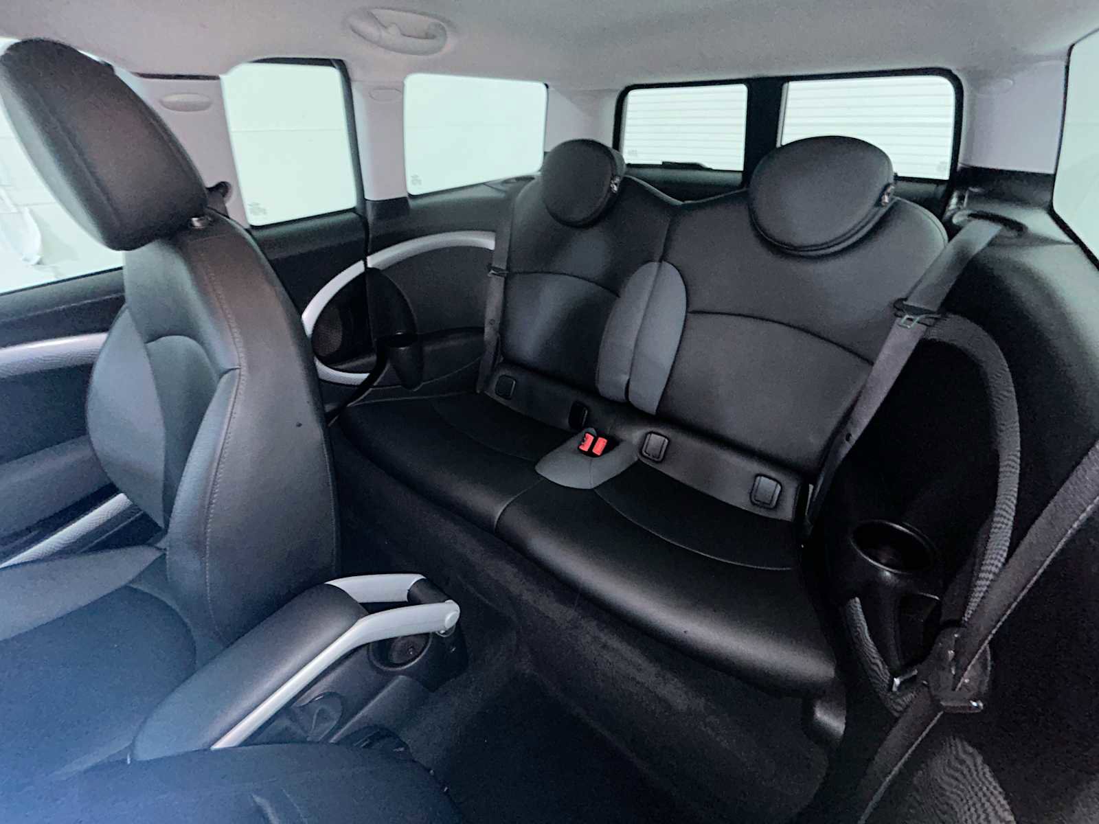 Used 2010 MINI Cooper Clubman S image 22