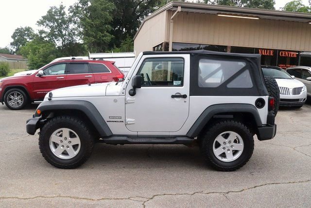 Used 2010 Jeep Wrangler Sport image 4