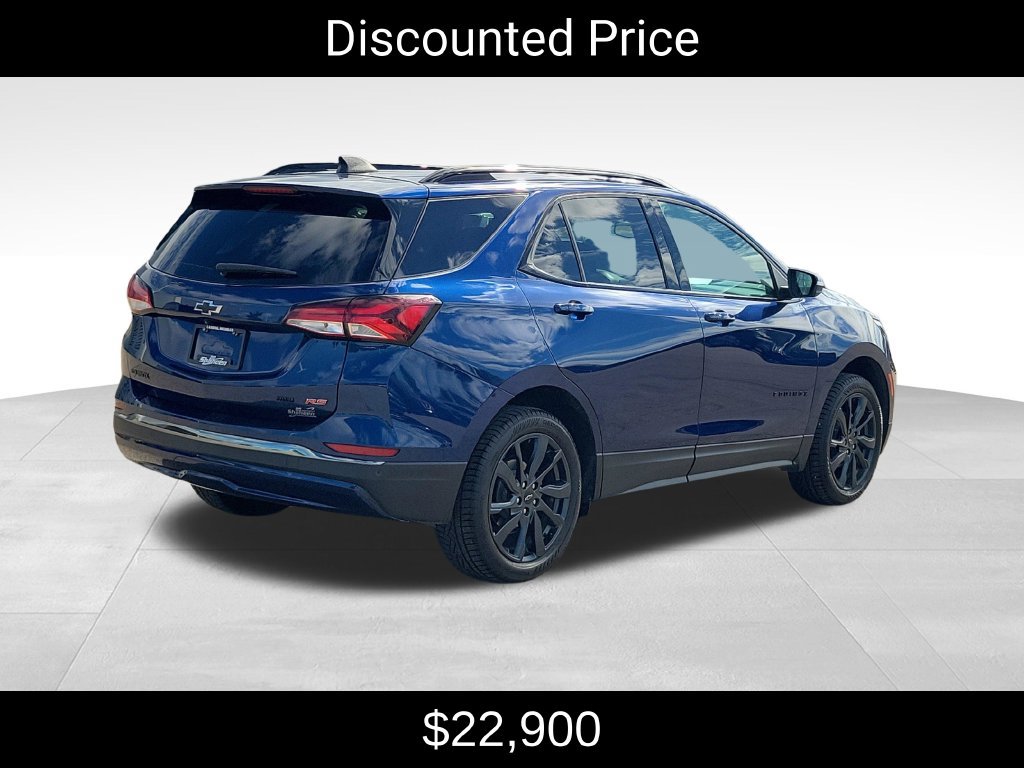 Used 2022 Chevrolet Equinox RS w/ RS Leather Package AWD/4WD image 3
