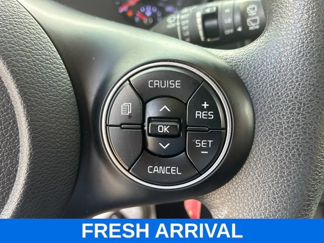 Used 2020 Kia Soul LX FWD image 23