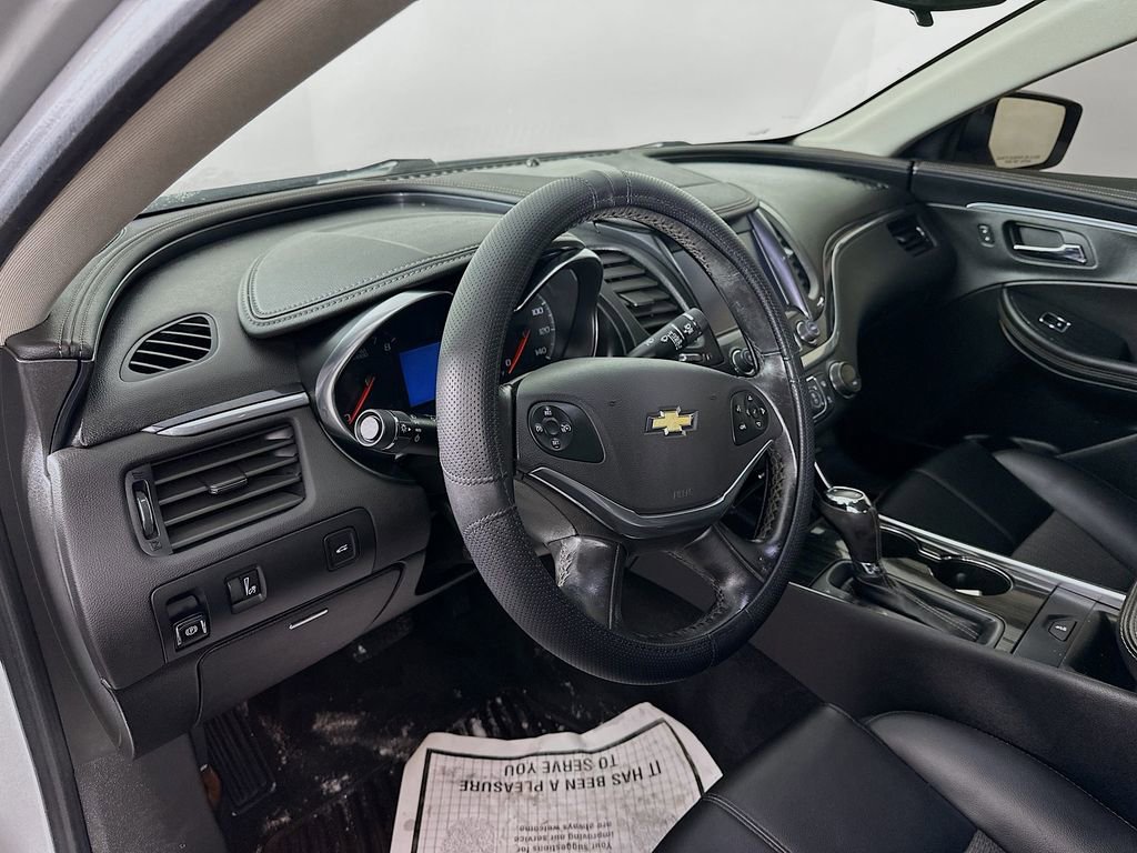 Used 2017 Chevrolet Impala LT image 14