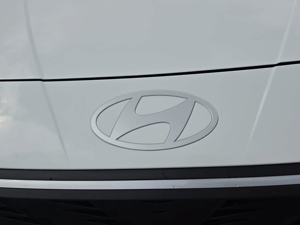 New 2026 Hyundai Elantra SEL Sport FWD image 12