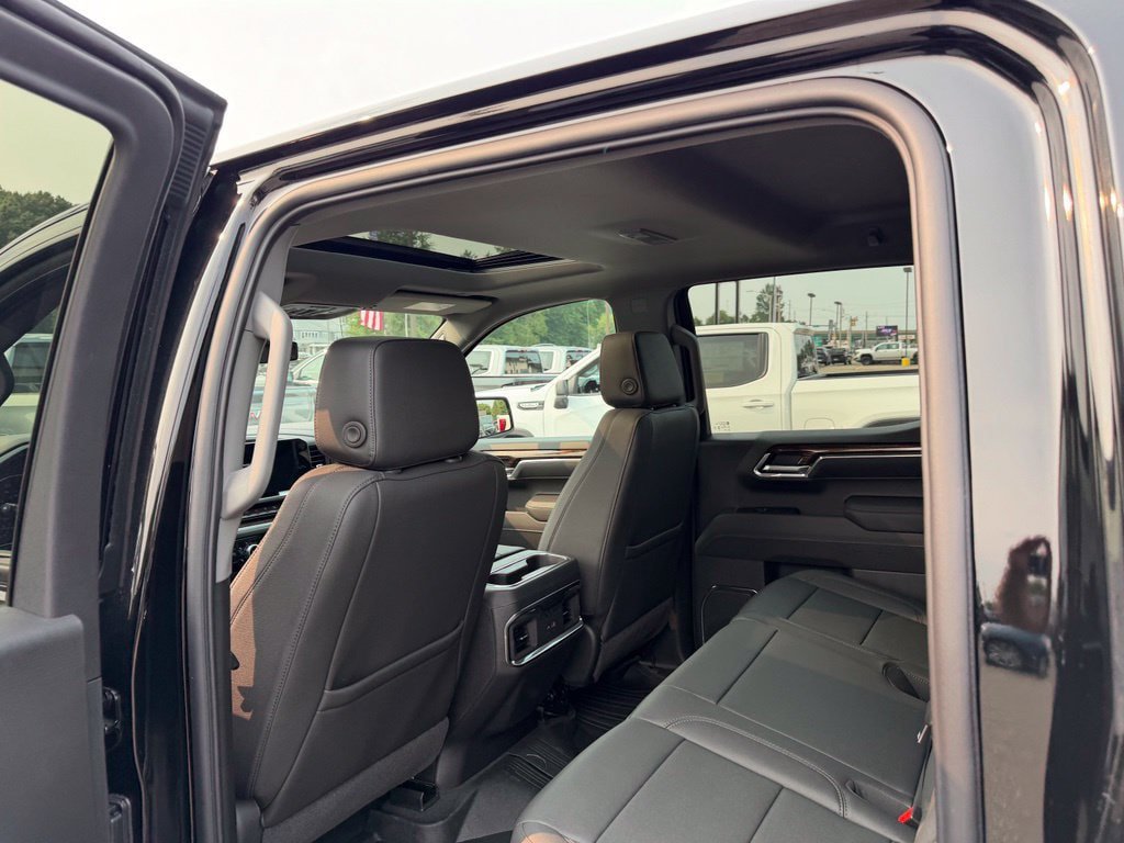New 2026 GMC Sierra 1500 Elevation w/ Elevation Premium Package AWD/4WD image 12
