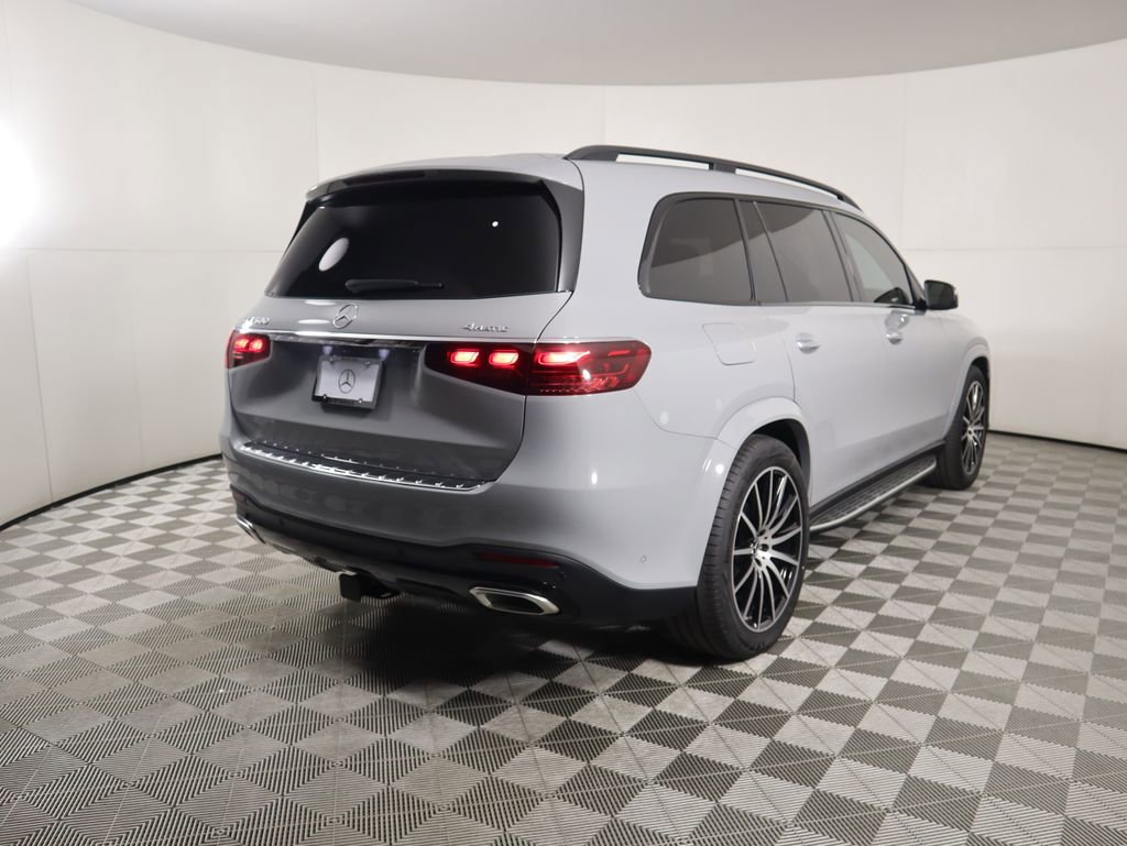 New 2026 Mercedes-Benz GLS 580 4MATIC image 5