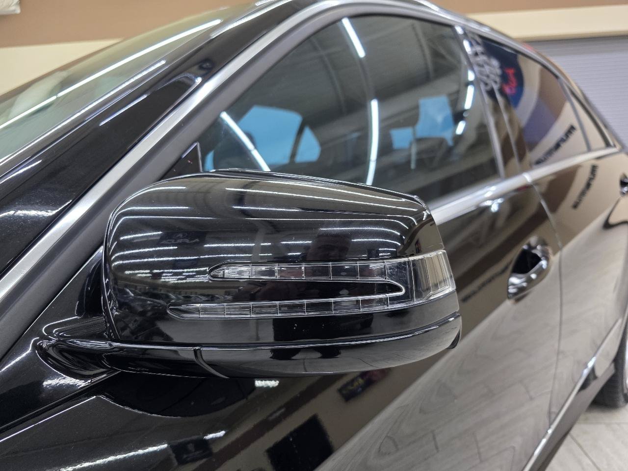 Used 2010 Mercedes-Benz E 350 Sedan image 11