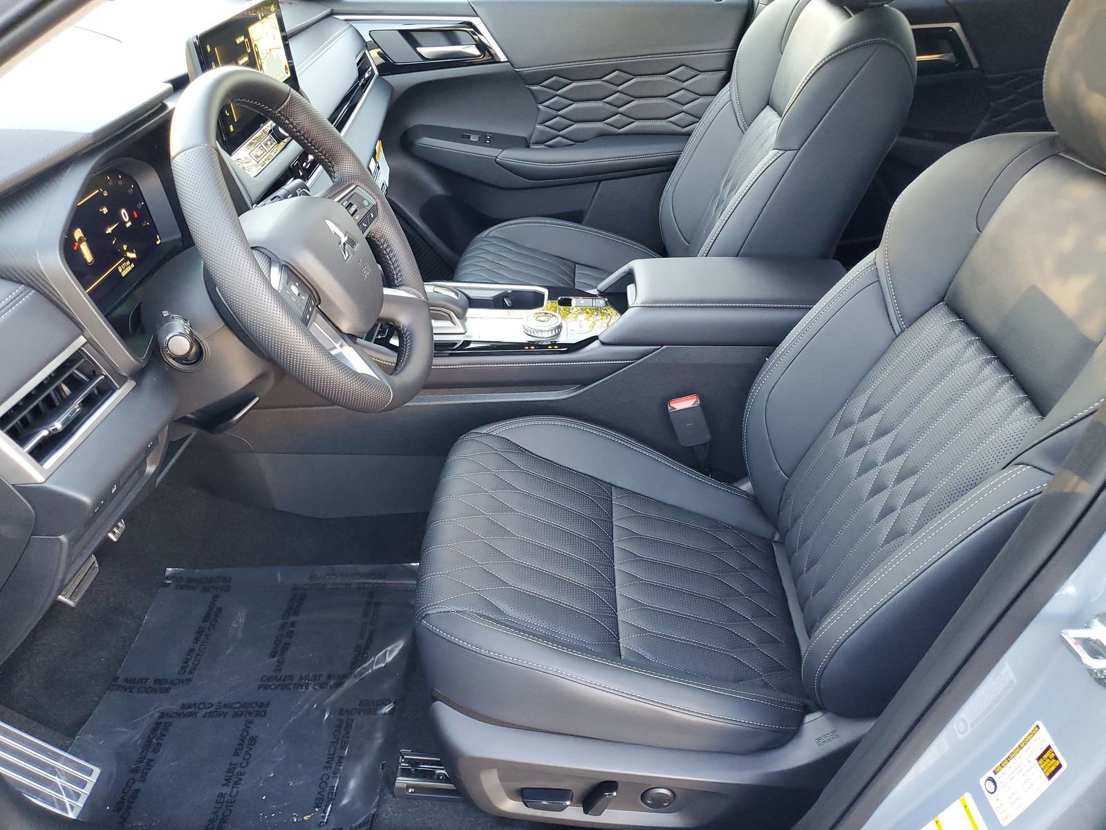 New 2026 Mitsubishi Outlander SEL image 5