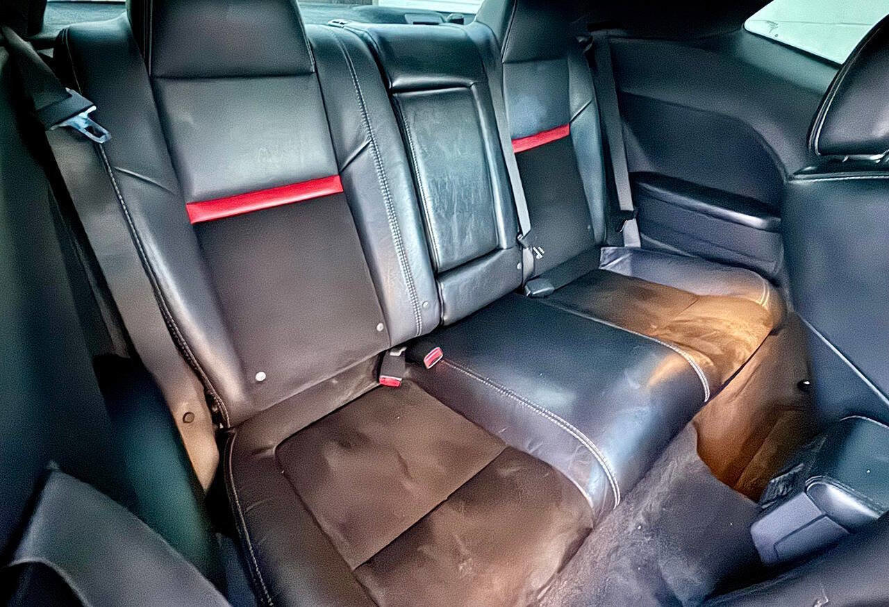 Used 2010 Dodge Challenger SRT8 w/ SRT Option Group II image 23