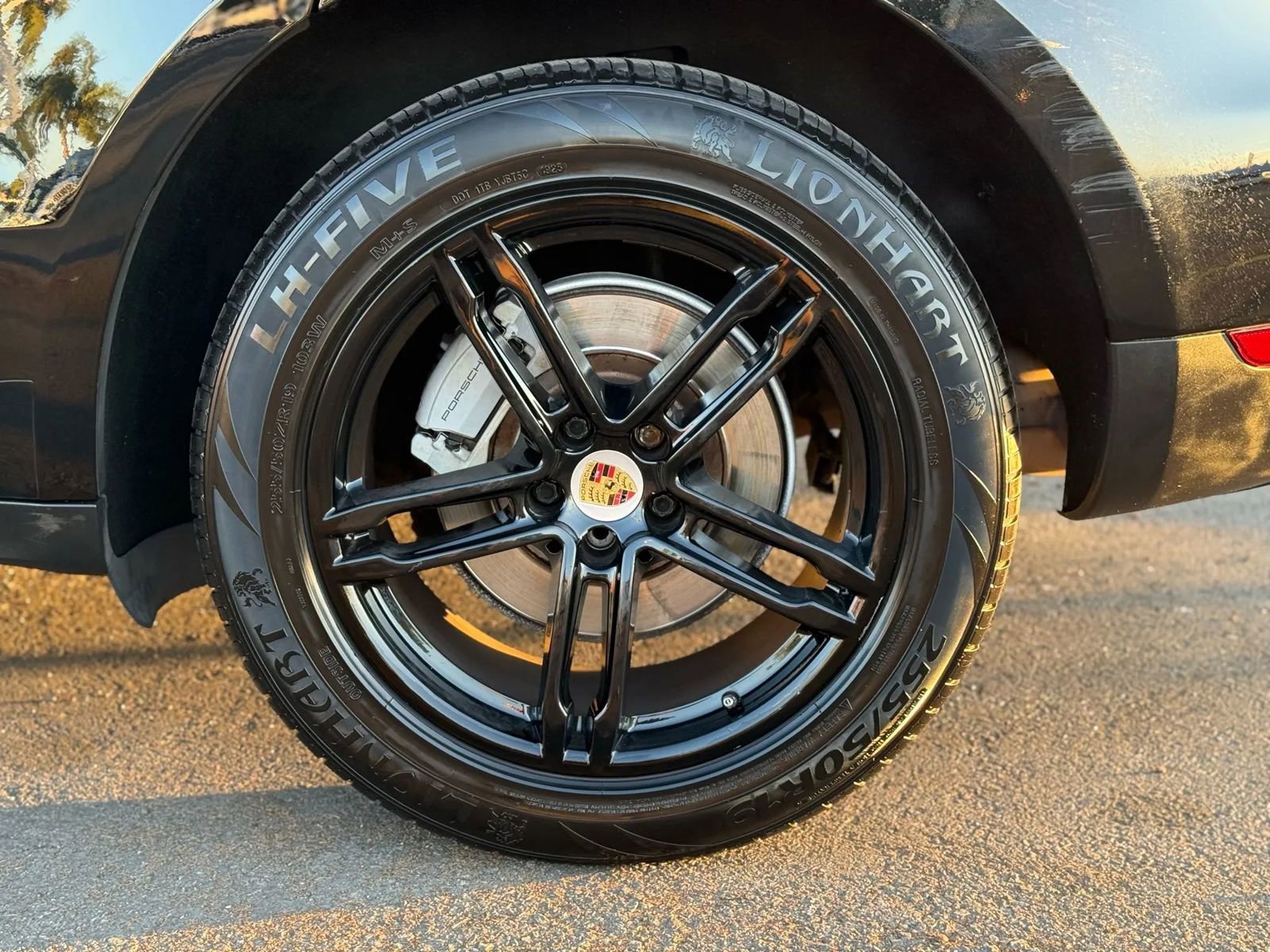 Used 2016 Porsche Macan S AWD/4WD image 13