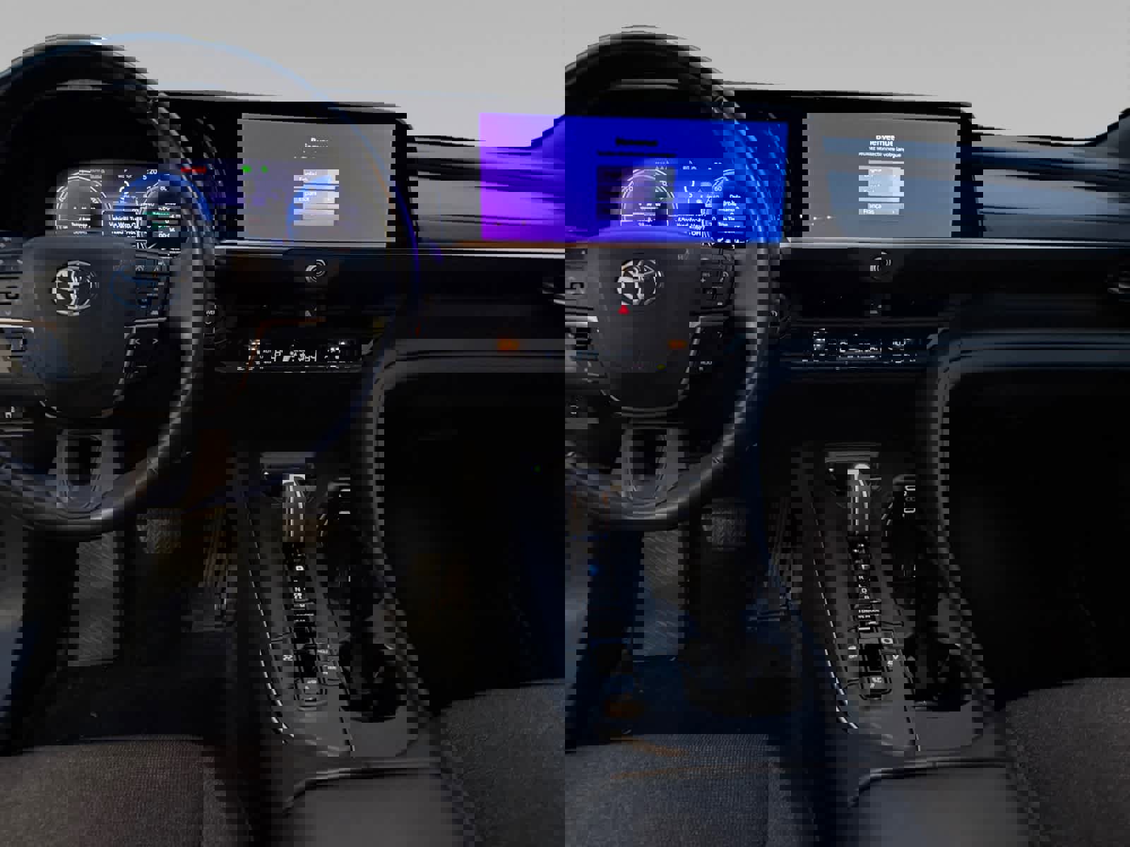 Used 2023 Toyota Crown XLE image 10