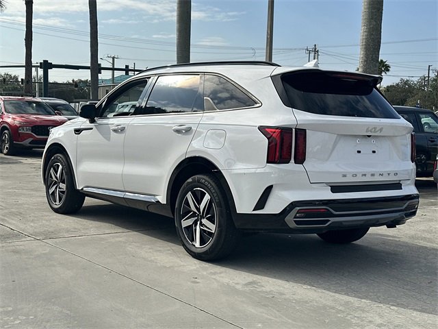 Used 2022 Kia Sorento EX w/ Panoramic Sunroof Package image 11