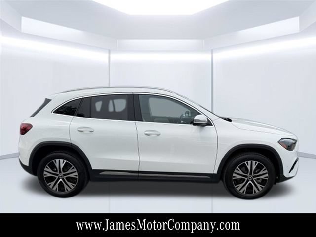 Certified 2025 Mercedes-Benz GLA 250 4MATIC image 6