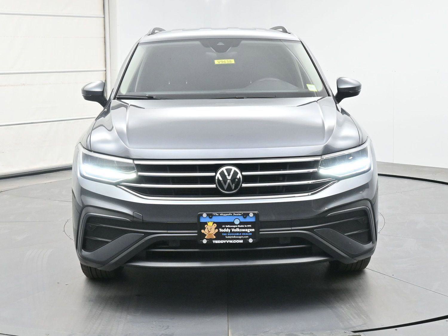 Used 2024 Volkswagen Tiguan S image 27