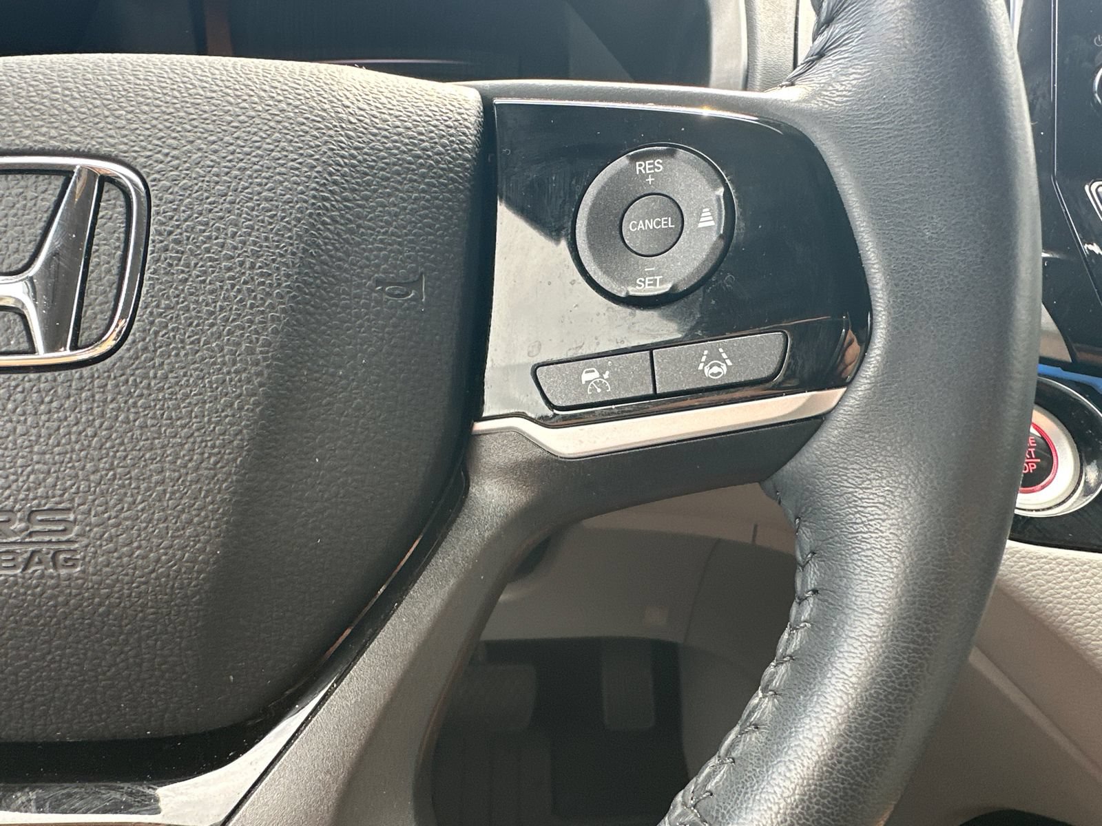 Used 2024 Honda Odyssey Touring image 25