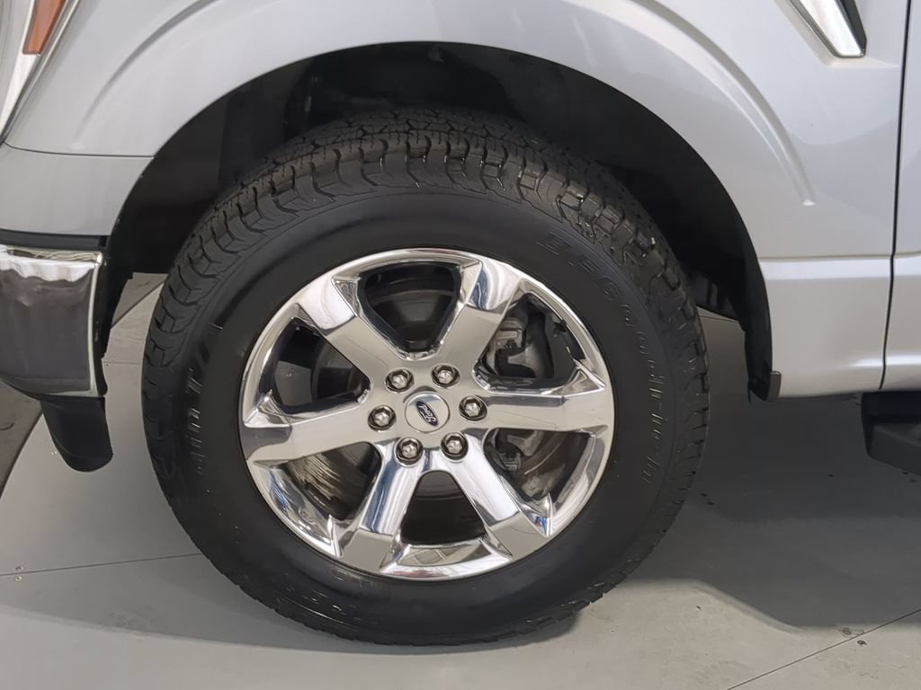 Used 2021 Ford F150 Lariat w/ Equipment Group 502A High AWD/4WD image 17
