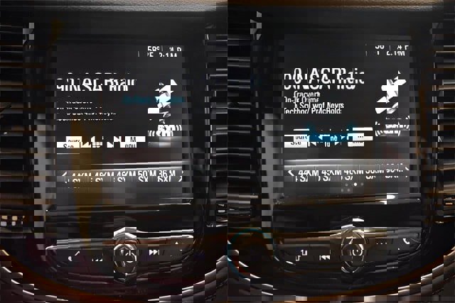 Used 2017 Chevrolet Trax LT w/ LT Convenience Package image 27