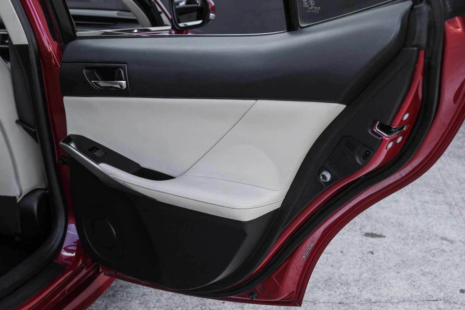 Used 2014 Lexus IS 250 RWD image 38