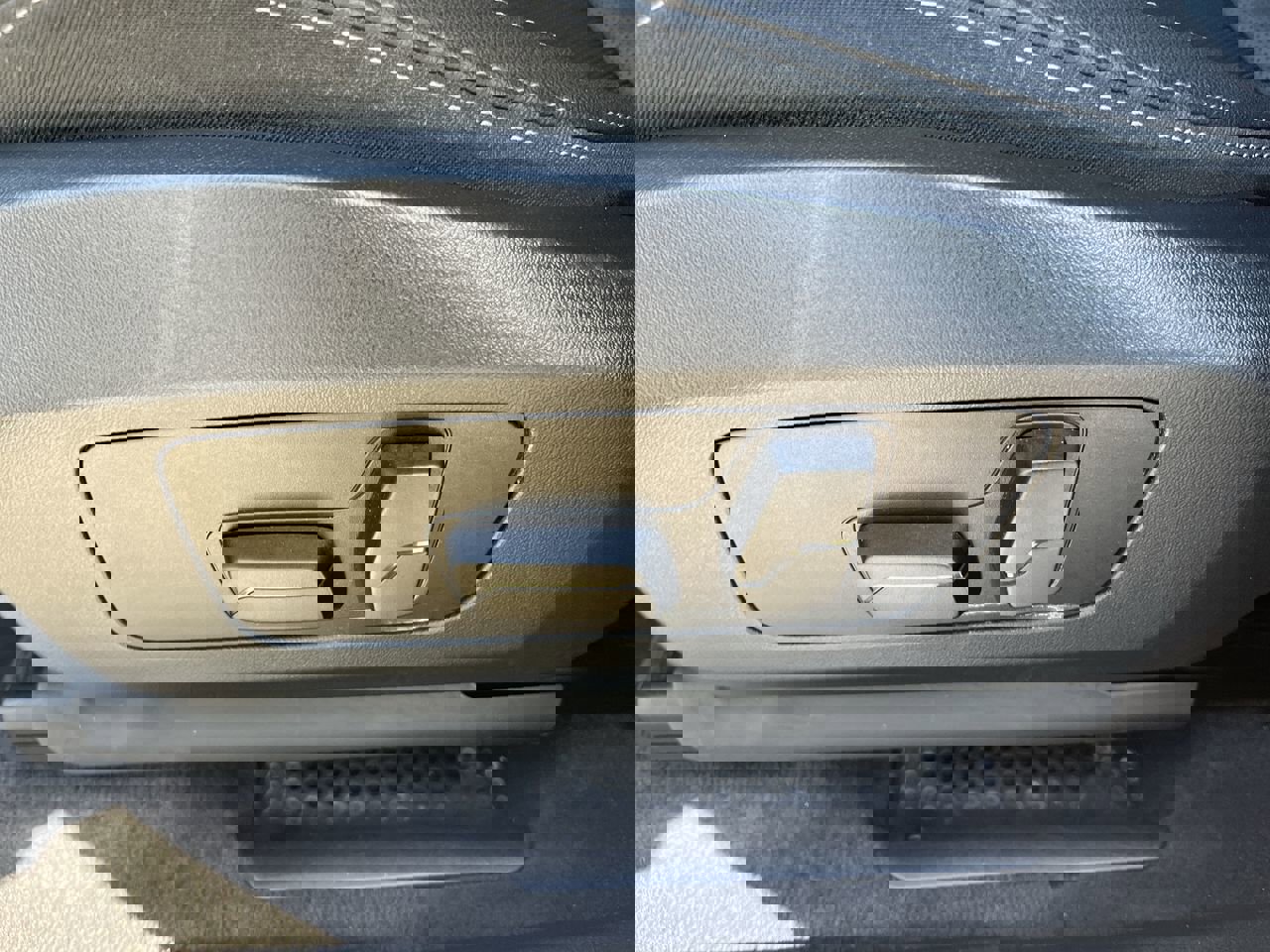 Certified 2023 BMW X1 xDrive28i w/ Premium Package image 15