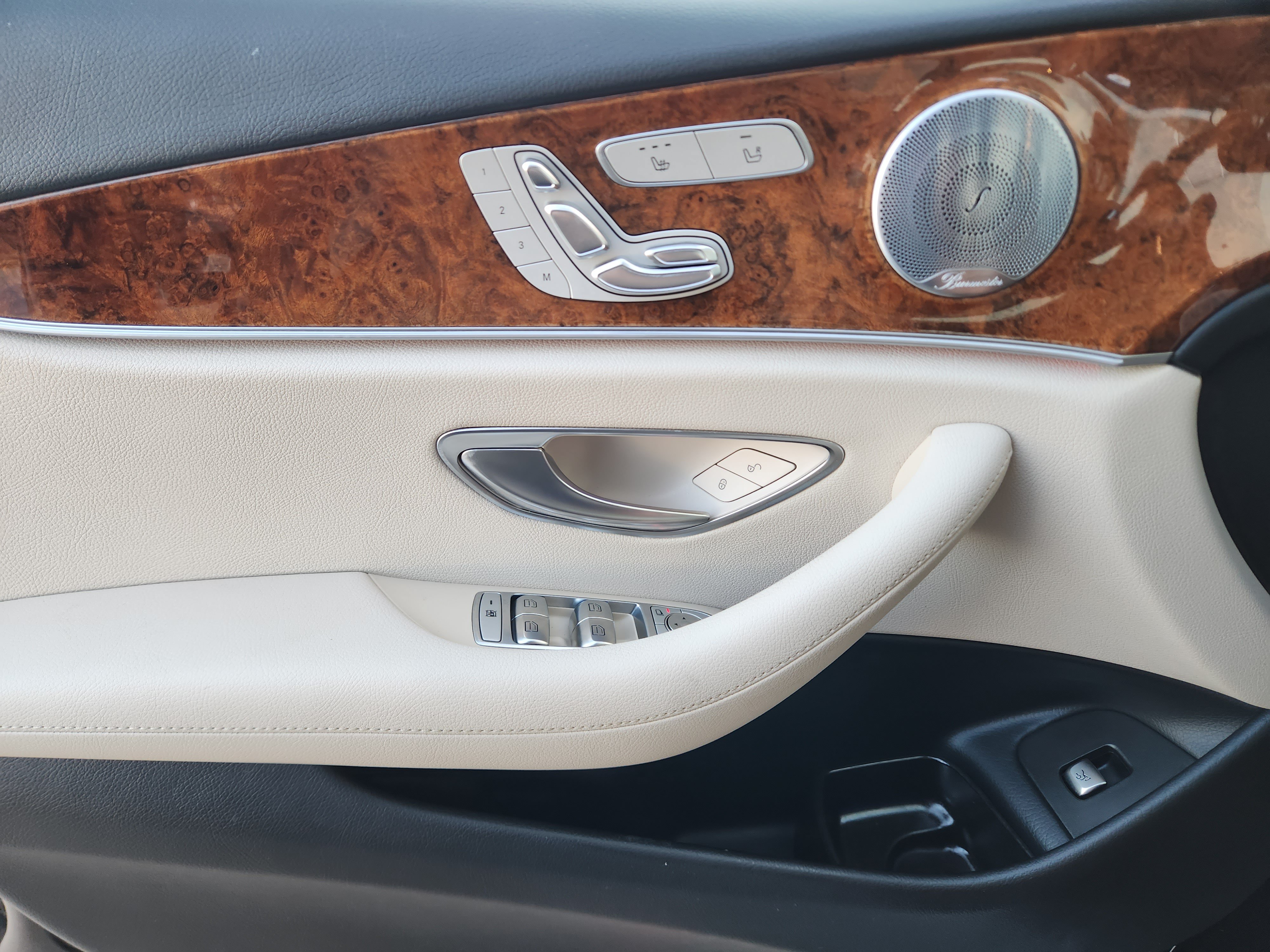Used 2018 Mercedes-Benz E 300 image 22