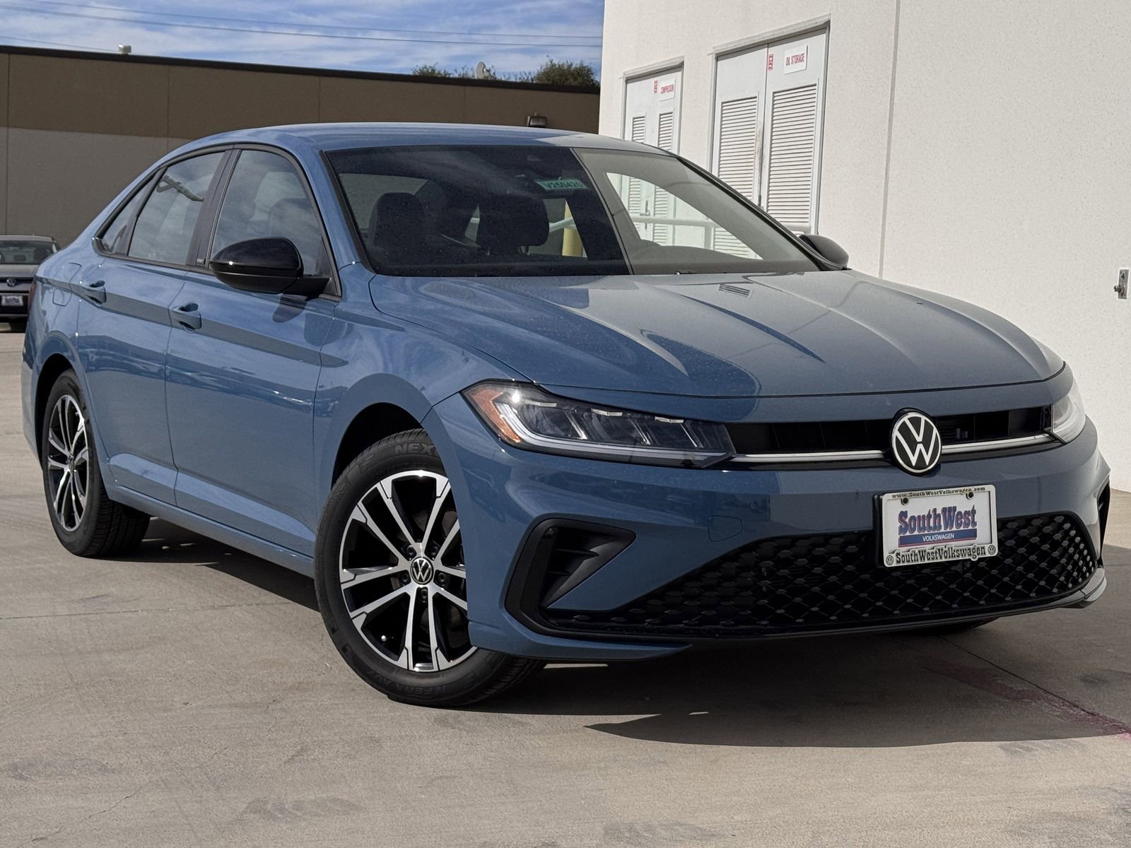 New 2025 Volkswagen Jetta Sport video 2