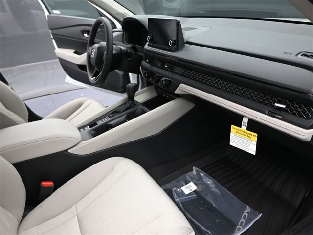 New 2025 Honda Accord SE image 28