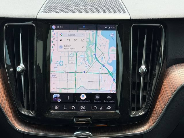 Certified 2023 Volvo XC60 B5 Plus w/ Protection Package Premier FWD image 17