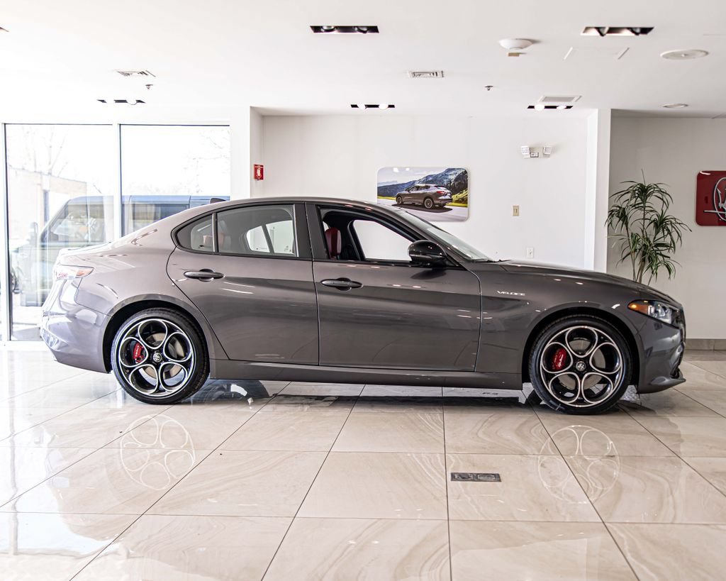 New 2026 Alfa Romeo Giulia AWD w/ Driving Assist Package image 9