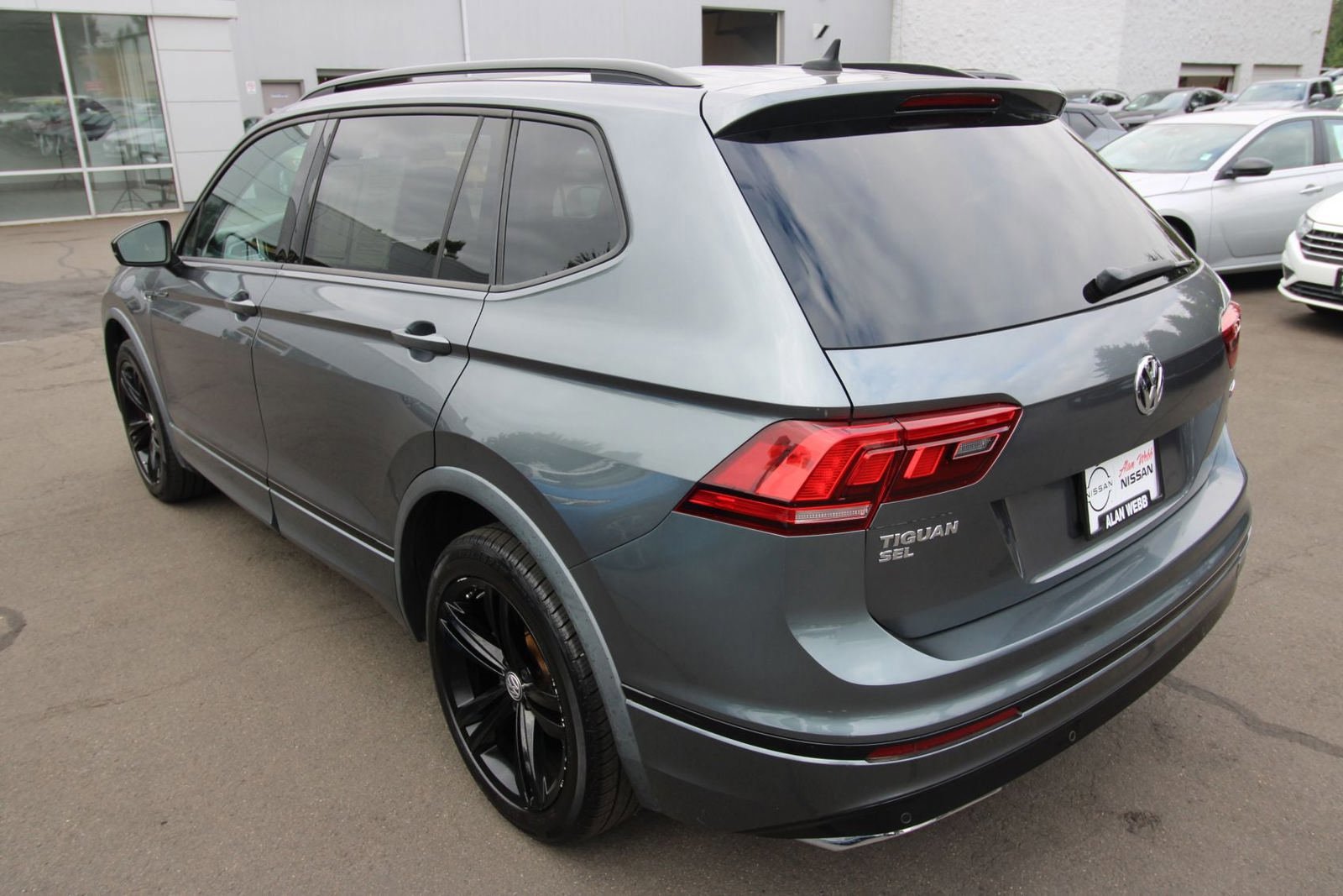 Used 2019 Volkswagen Tiguan SEL Premium R-Line AWD/4WD image 3