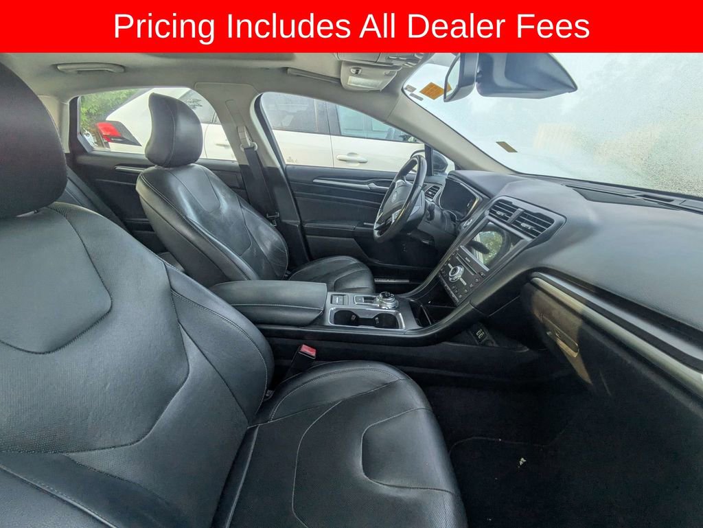 Used 2019 Ford Fusion Titanium FWD image 8