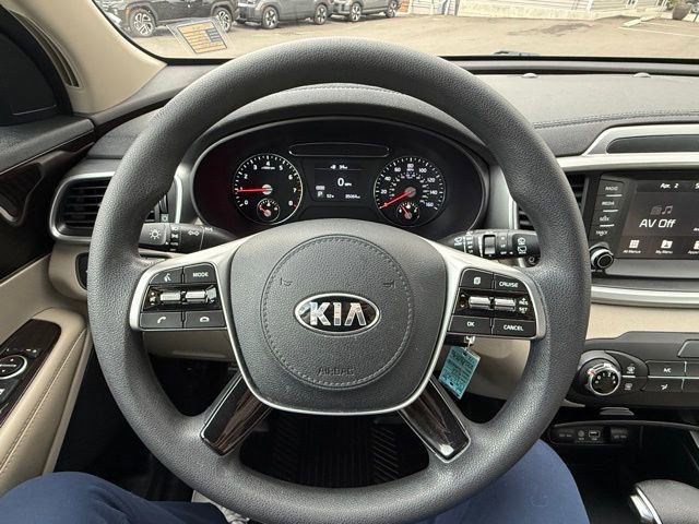 Used 2019 Kia Sorento LX image 13