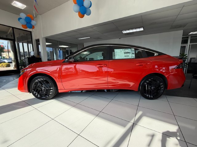 New 2027 Nissan Sentra SR w/ Floor Mat Package FWD image 4