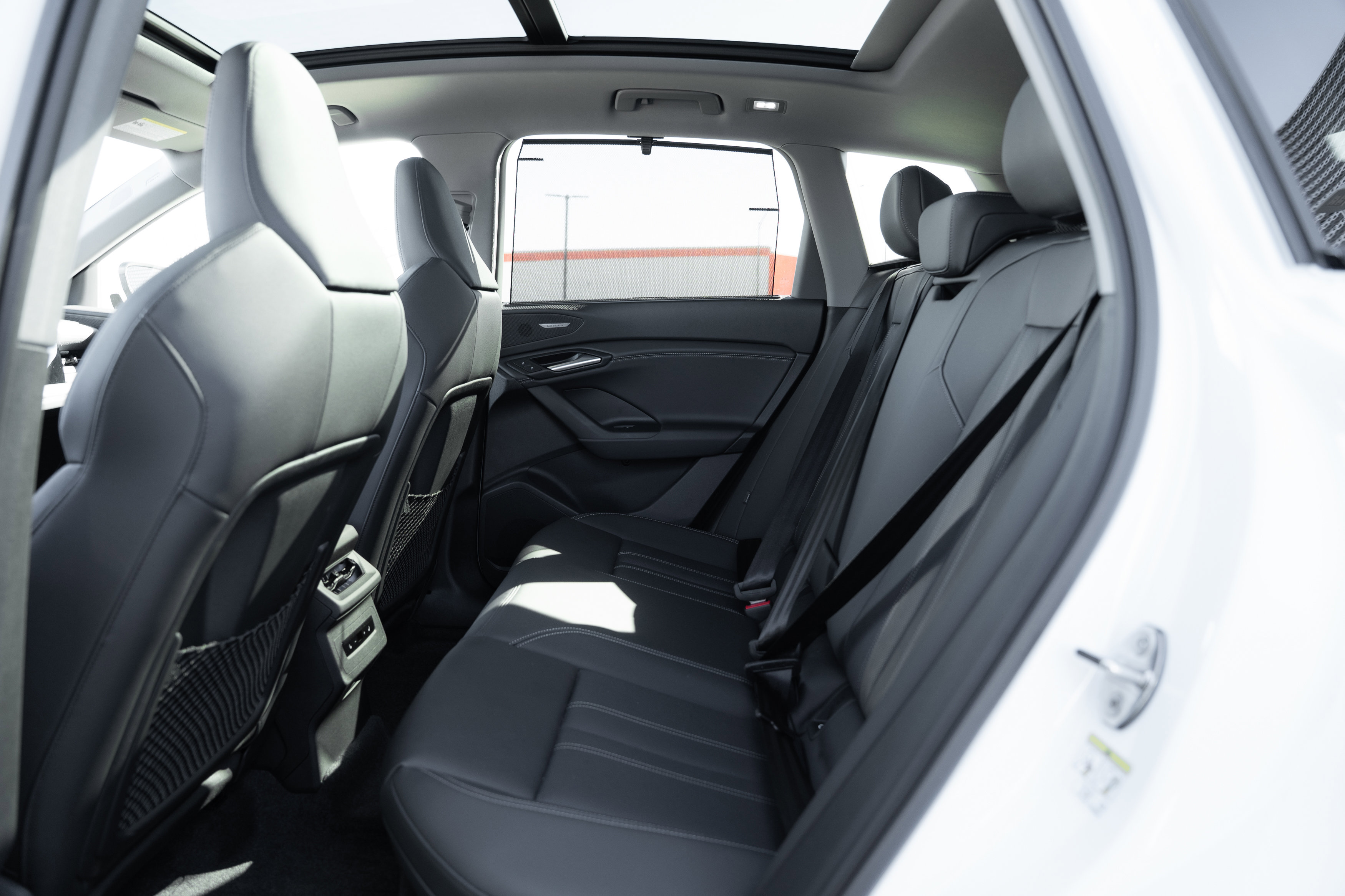 Certified 2025 Audi Q6 e-tron Premium Plus w/ Premium Plus image 25