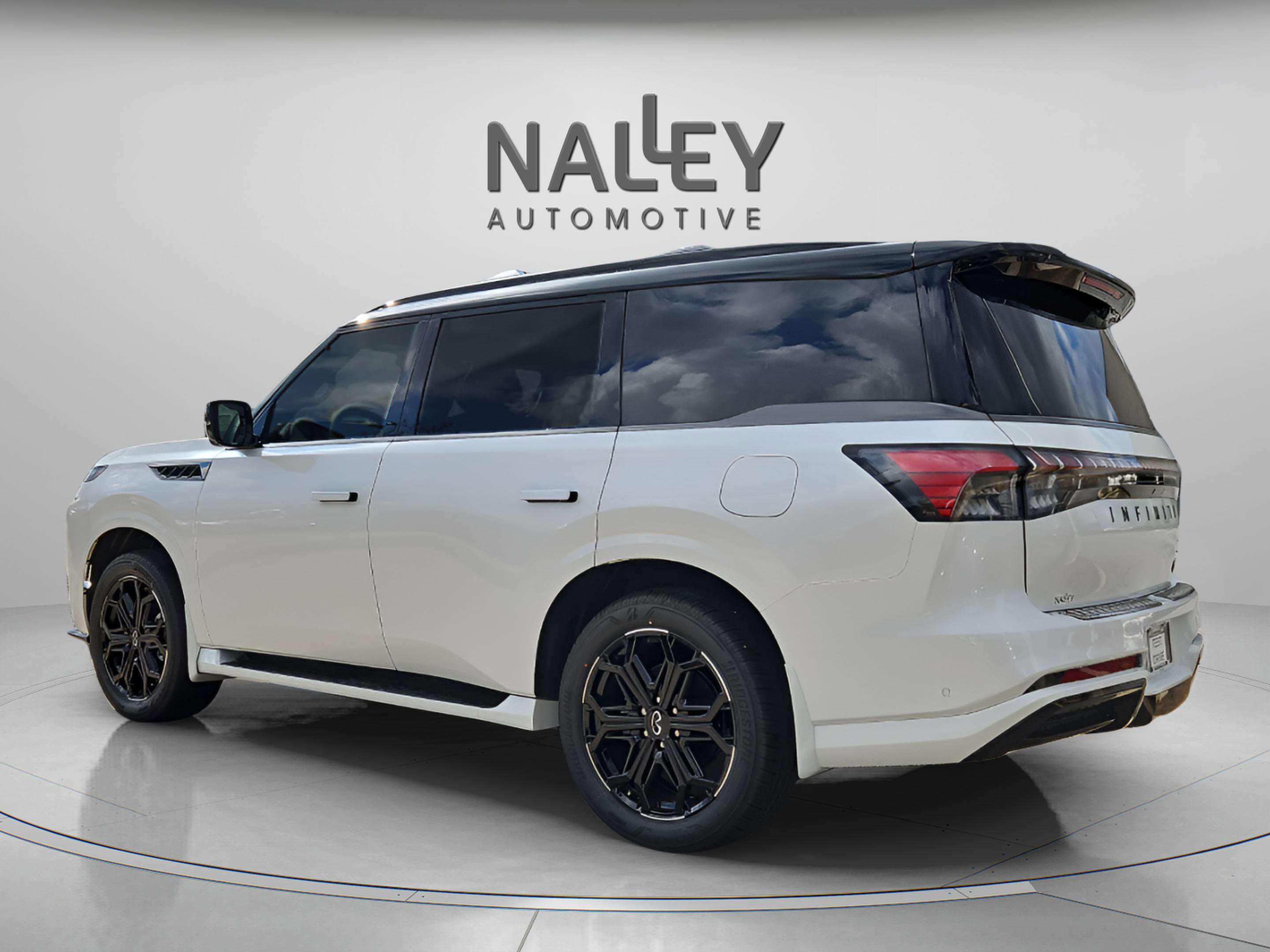 New 2026 INFINITI QX80 4WD w/ Sport Exterior Package image 3