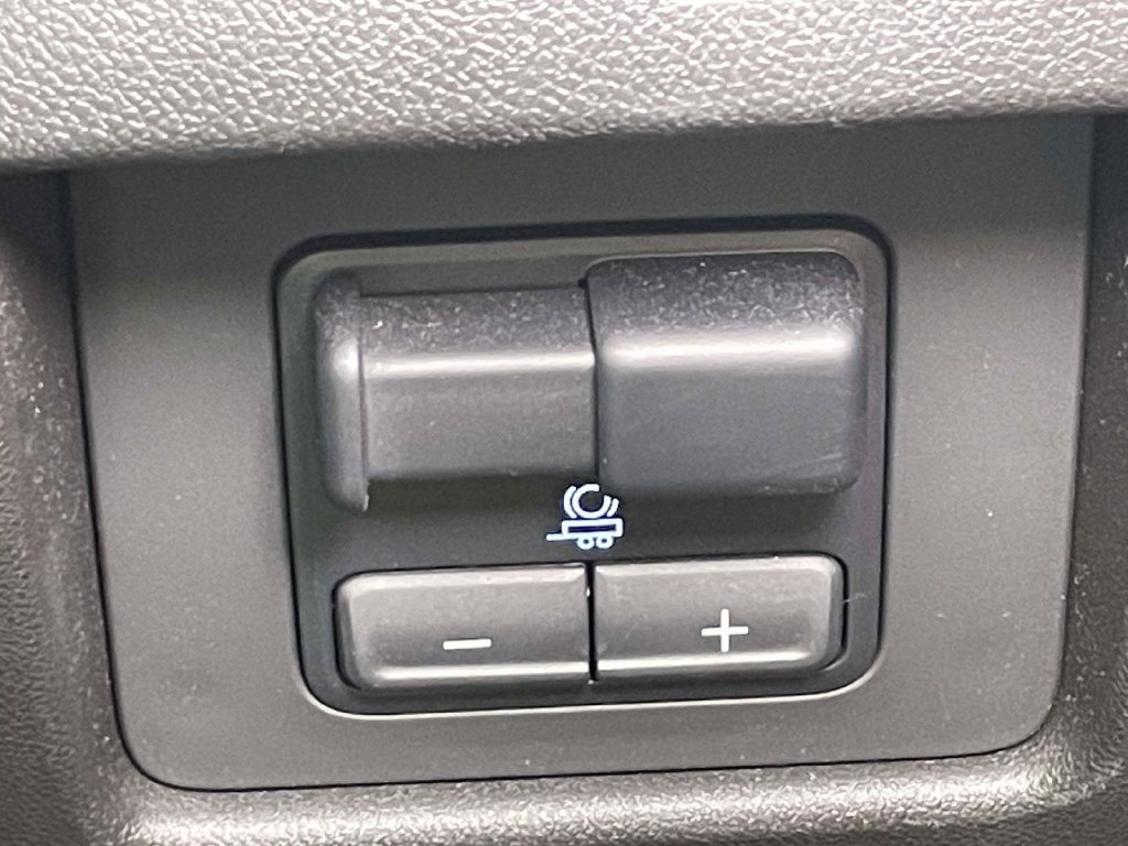 Used 2023 Chevrolet Colorado ZR2 w/ ZR2 Convenience Package III AWD/4WD image 31