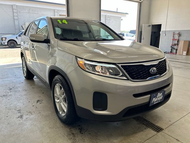 Used 2014 Kia Sorento LX FWD image 3