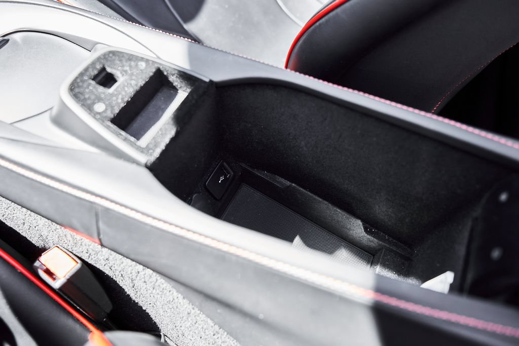 Used 2020 Ferrari Portofino RWD image 62